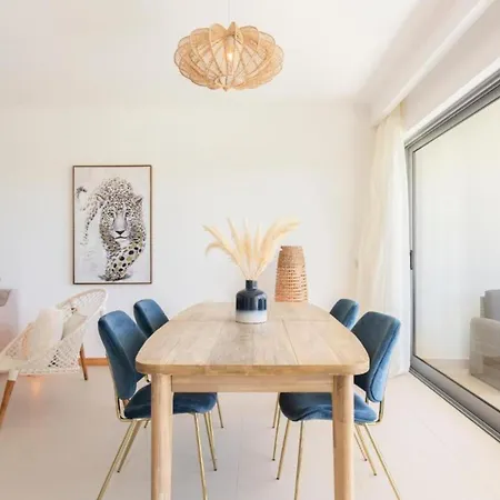 아파트 Snazzy Varandas Do Castelo One Bedroom Sleeps 2 Persons 알부페이라